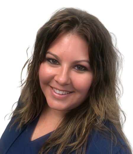 Kelly Williams 648x756