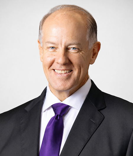 Vay_Robert_Headshot_1