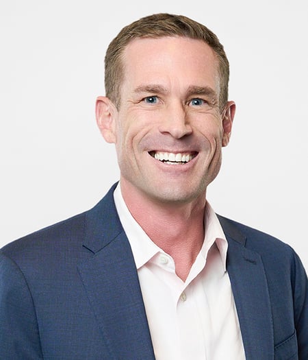 Richards_Kelly_Headshot_1